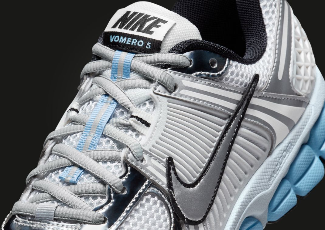 Nike Zoom Vomero 5 Metallic Platinum Blue Tint (W) Tongue
