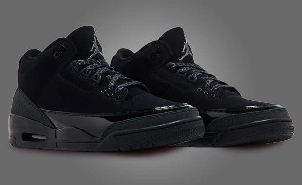 Air Jordan 3 Retro Black Cat