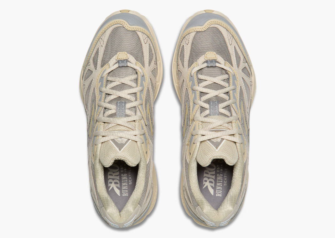 Brooks Cascadia 1 Rock Ridge/Gravel - Top