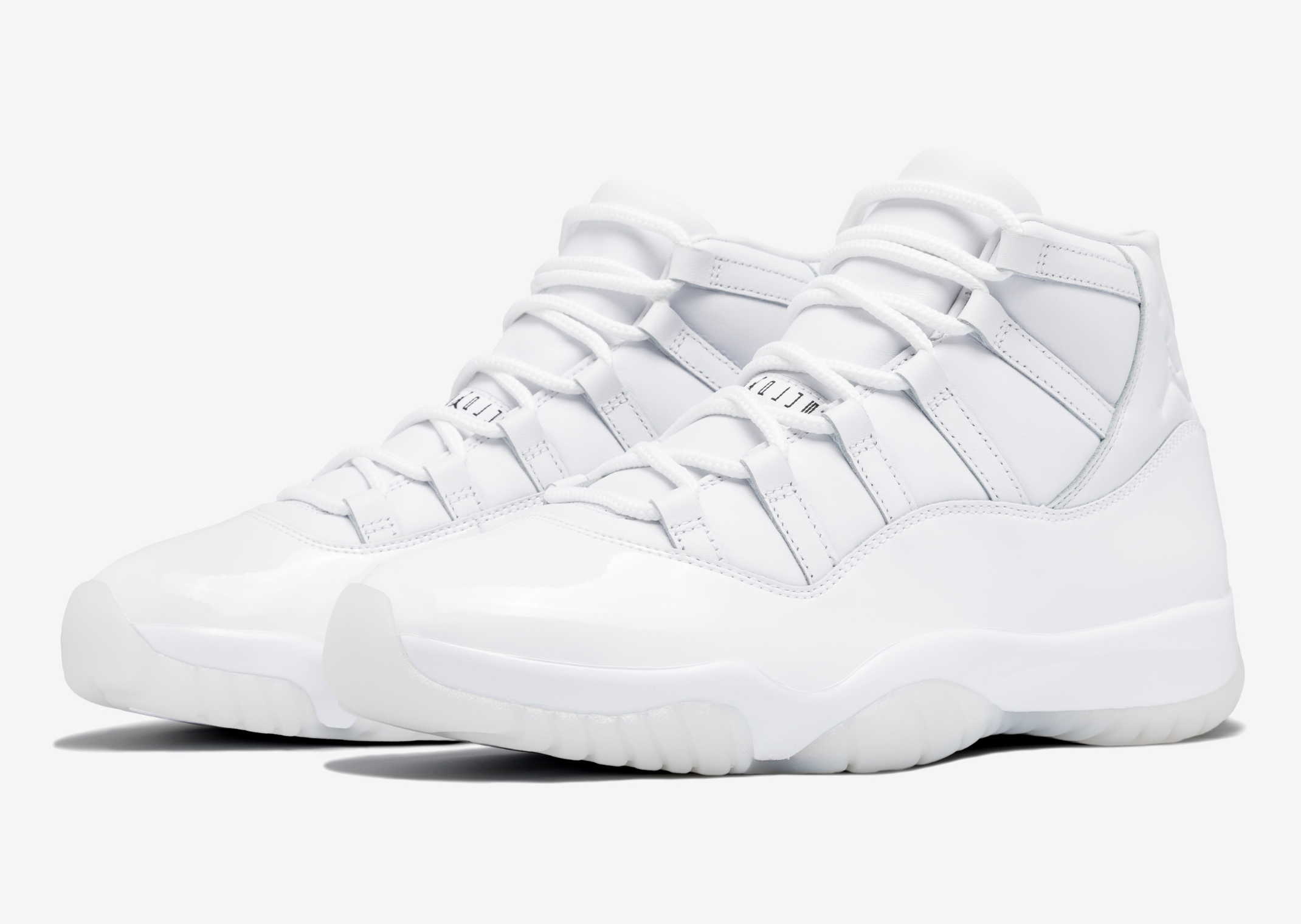 COMME des GARÇONS Homme Plus x Air Jordan 11 Retro White Angle