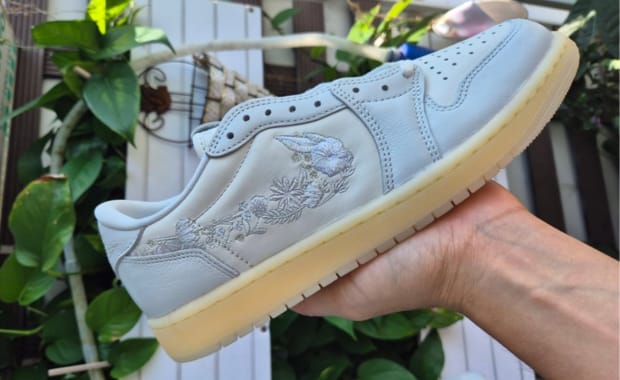 Rabbits and Floral Patterns Grace This Air Jordan 1 Retro Low OG