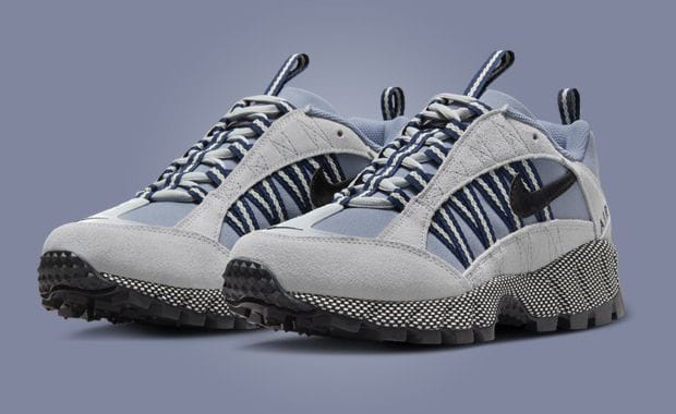 The Nike Air Humara Yankees is a Women's Exclusive