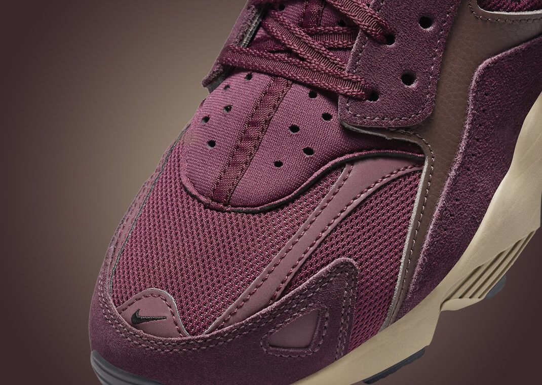 maroon huarache shoes