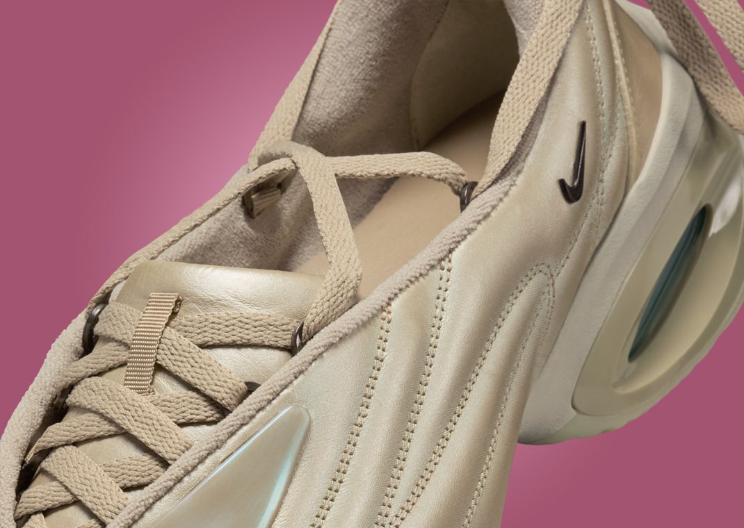 KNWLS x Air Max Muse Ballet Flat Spin Detail
