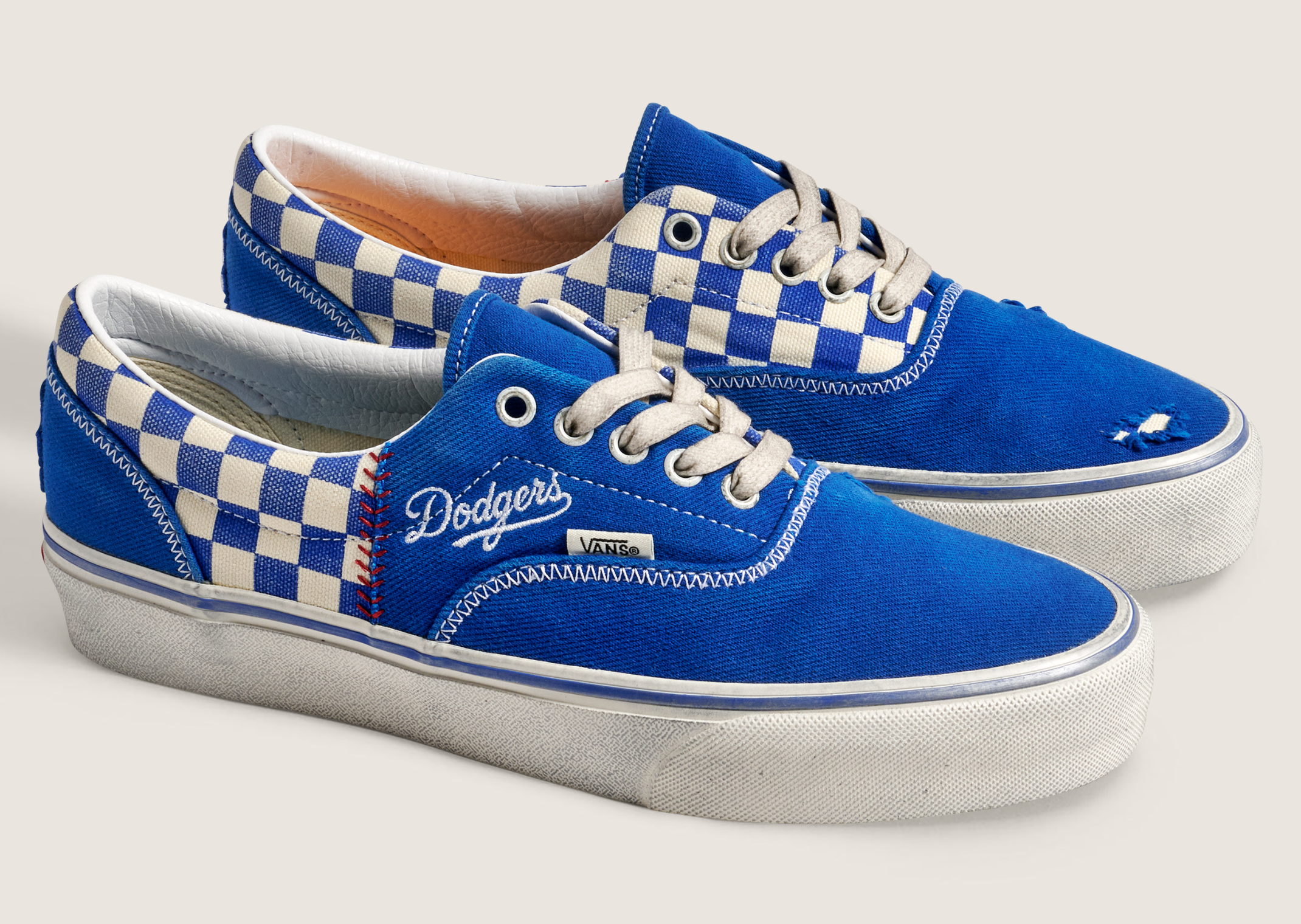 LA Dodgers x Vans Skate Era - Angle