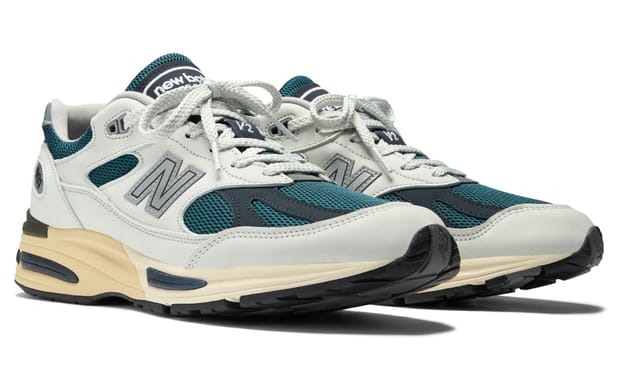 This New Balance 991v2 Made in UK is an Elevated Dad Shoe Classic