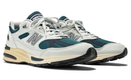 This New Balance 991v2 Made in UK is an Elevated Dad Shoe Classic