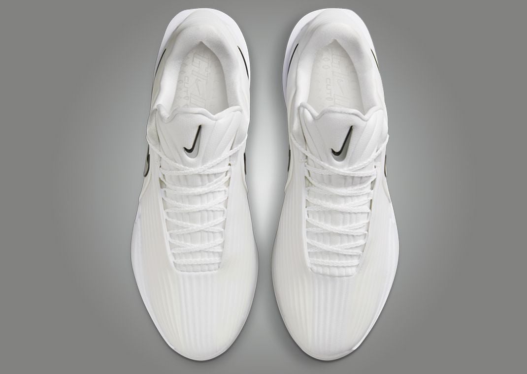 Nike GT Cut 3 Turbo White Metallic Silver