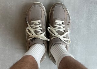 kith 101 & new balance made in usa 990v4 moonrock