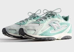 Kith x New Balance 204L Green Angle