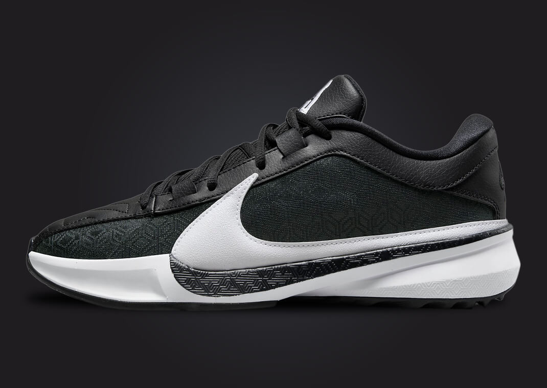 最終値下げ ZOOM Freak 5 The Nike Zoom Freak 5 TB Black White Releases Fall 2023