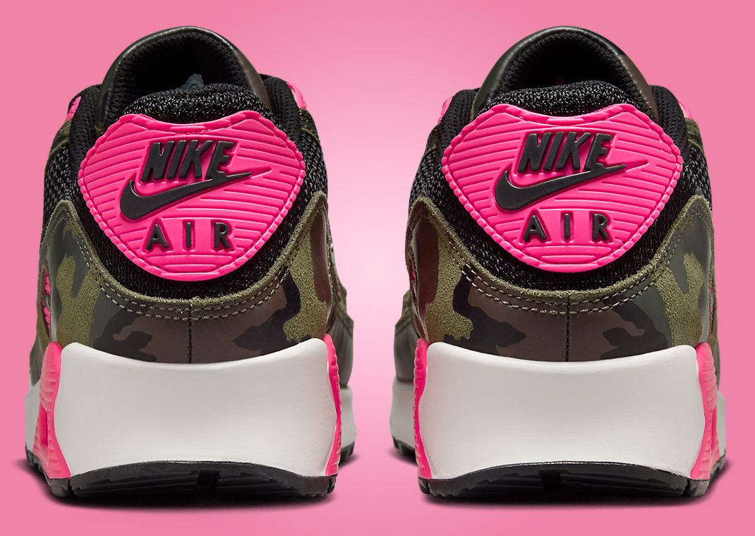 Nike Air Max 90 Camo Sequoia Hyper Pink Heel