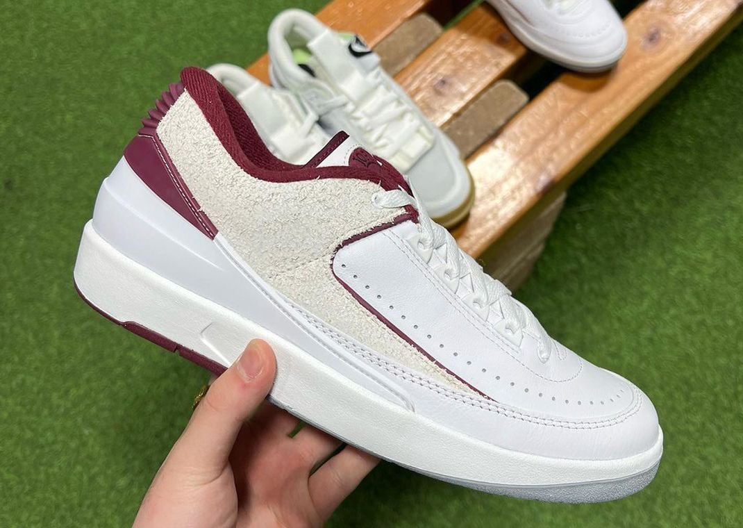 Air Jordan 2 Low Cherrywood In Hand (DV9956-103)