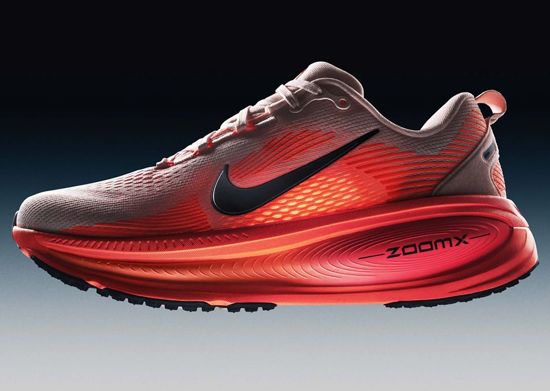 Nike Vomero 18 Atmosphere Pink Lateral
