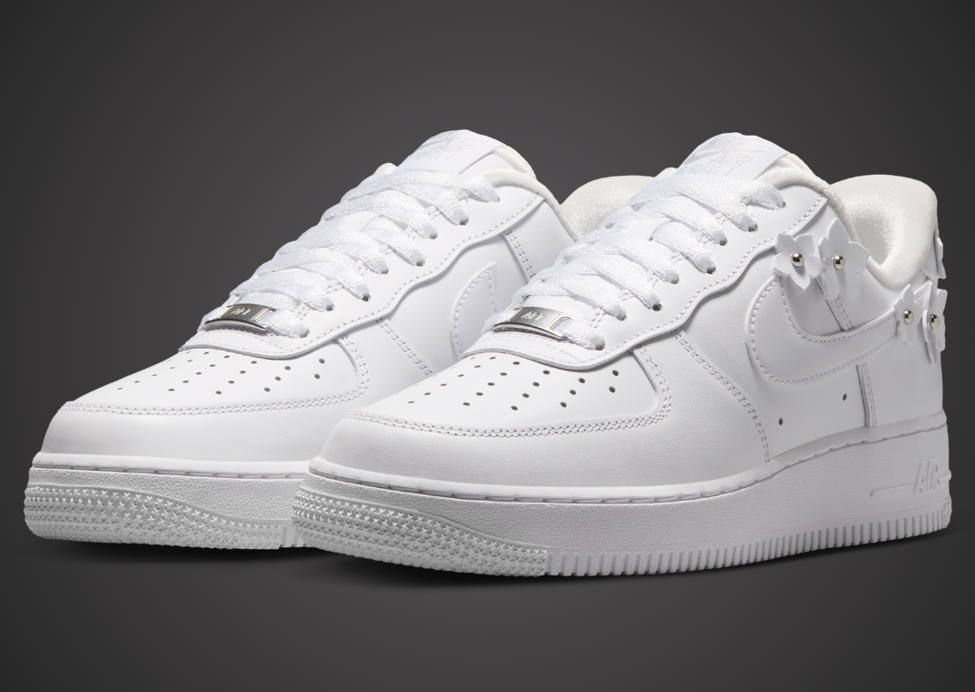 Nike Air Force 1 Low '07 Flowers White - Angle