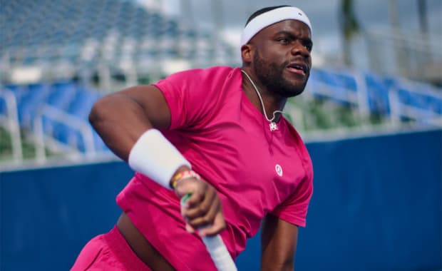 Frances Tiafoe wearing lululemon