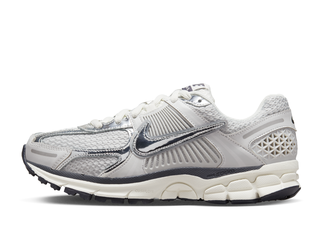 Nike Zoom Vomero 5 Photon Dust Chrome (W)