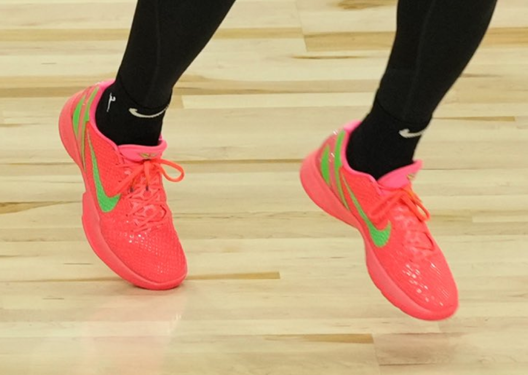 Arike Ogunbowale in the Kobe 6 WNBA All Star PE