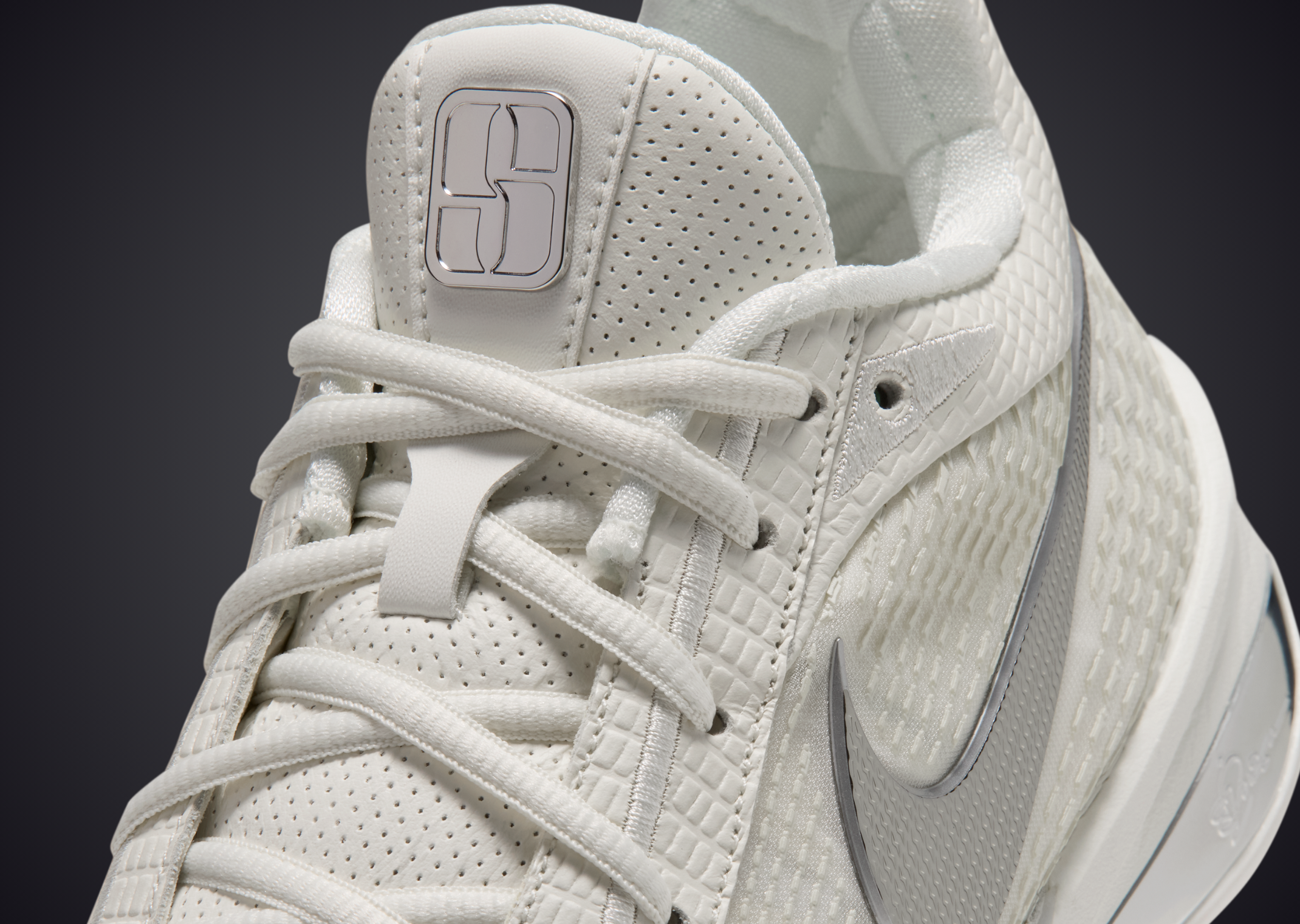 Nike Sabrina 4 LX White Label - Detail