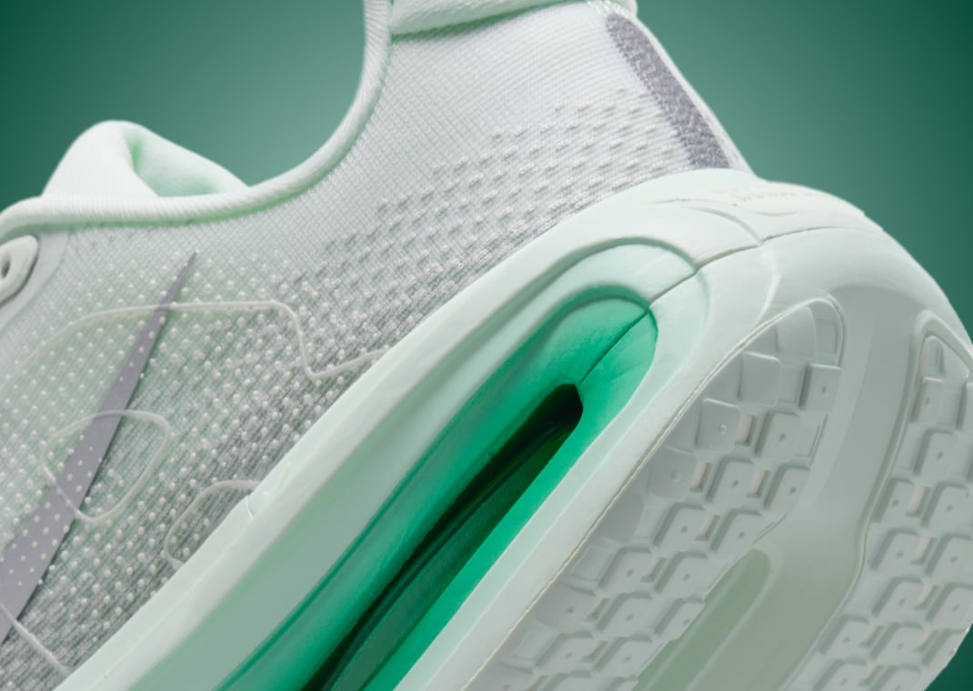 Nike Vomero Premium Barely Green (W) ZoomX heel details