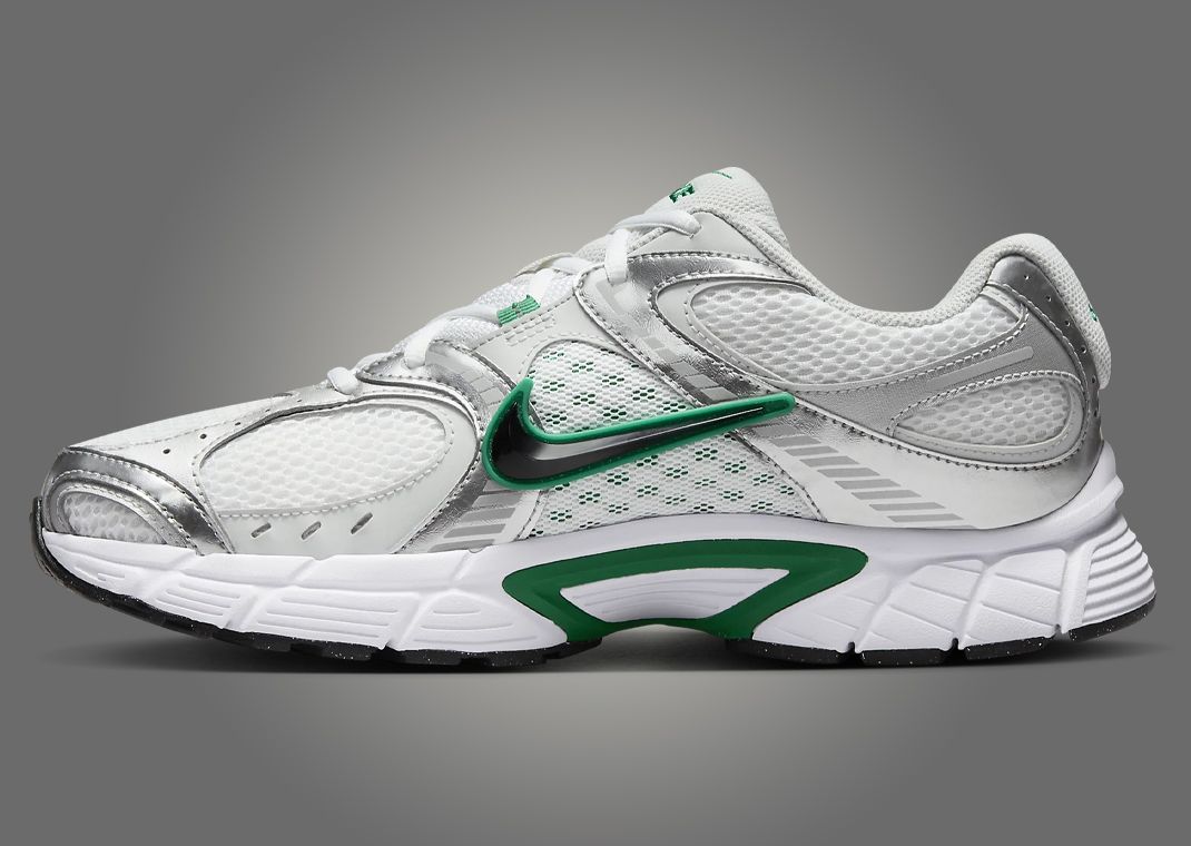 Nike V5 RNR White Malachite Medial