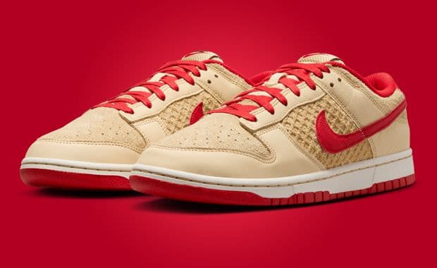Nike Dunk Low Strawberry Waffle