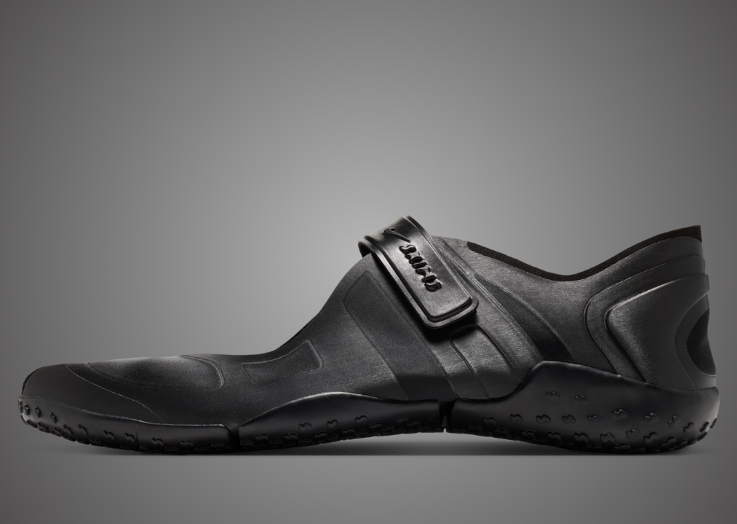 NikeSKIMS Rift Satin Black - Lateral
