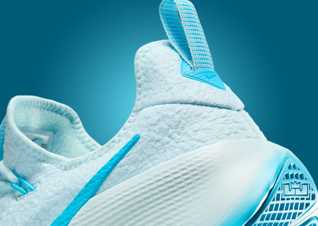 Nike LeBron TR 1 Glacier Blue Heel Detail