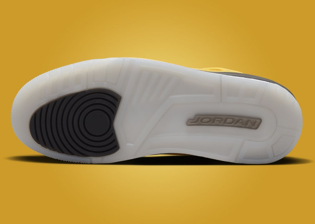 Jordan Spizike Low Premium Lightning Outsole
