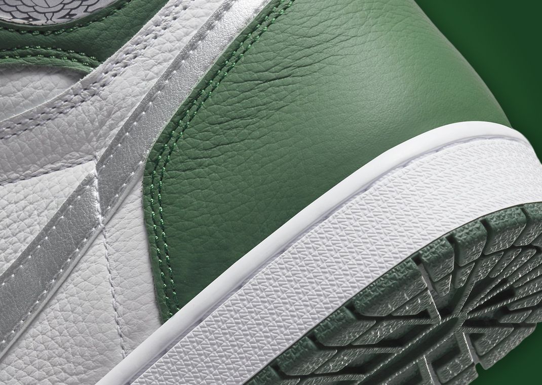 【送料・関税込み】 Nike Air Jordan 1 High OG \"Gorge Green\" Amazon.com | Jordan Men's 1 Retro High OG shoes, Gorge Green