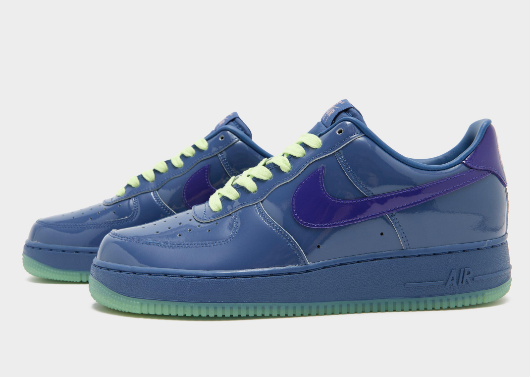 Nike Air Force 1 Low Patent Leather Mystic Navy - Lateral Pair