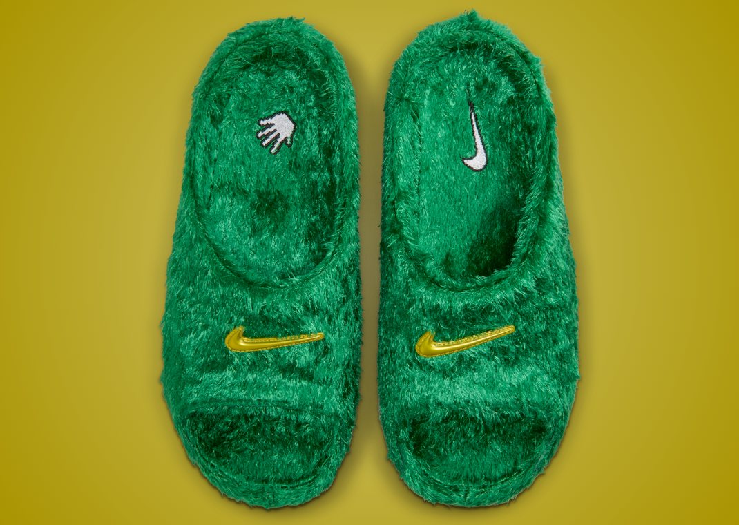.SWOOSH x Nike ReactX Rejuven8 Slide Kelly Green Top