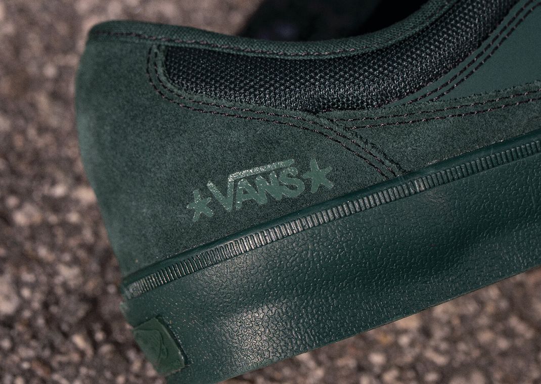 Atiba Jefferson x Vans Curren Caples