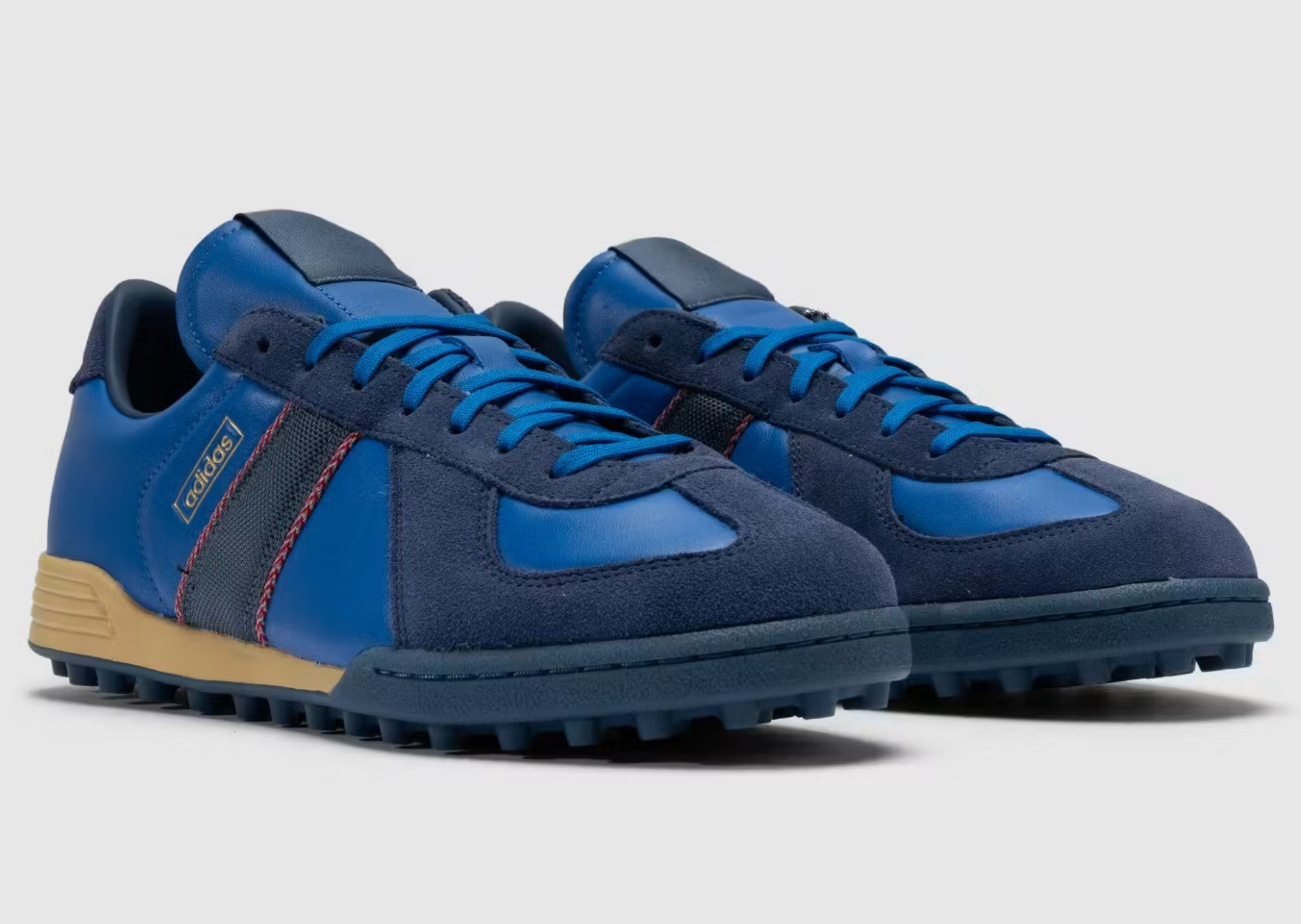 The Whitaker Group x adidas BW Mundial World Cup Blue Navy - Angle