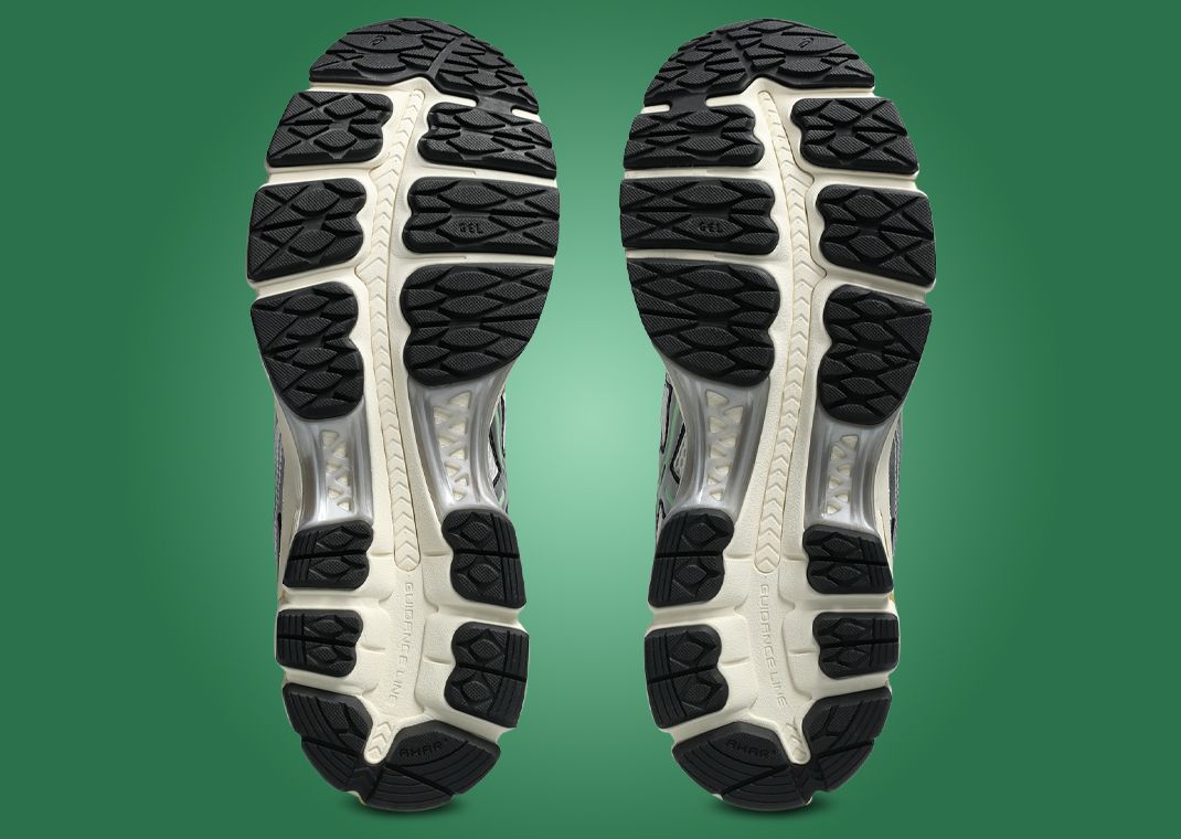 Asics Gel-Kayano 12.1 Metallic Silver Light Green Outsole