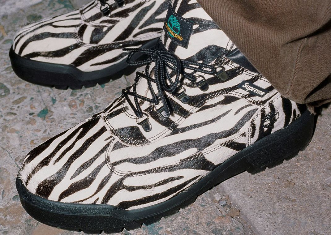 Supreme x Timberland Field Boot Pack Zebra Angle