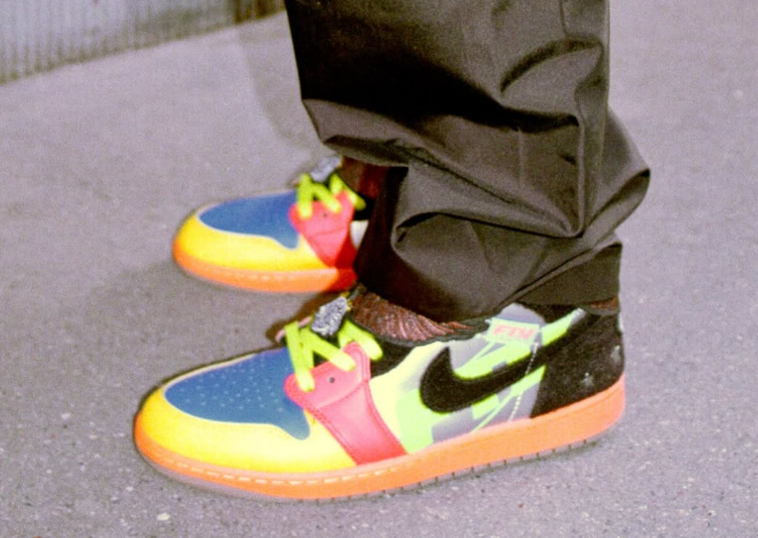Free The Youth x Air Jordan 1 Mid F&F Giveaway Paris Fashion Week
