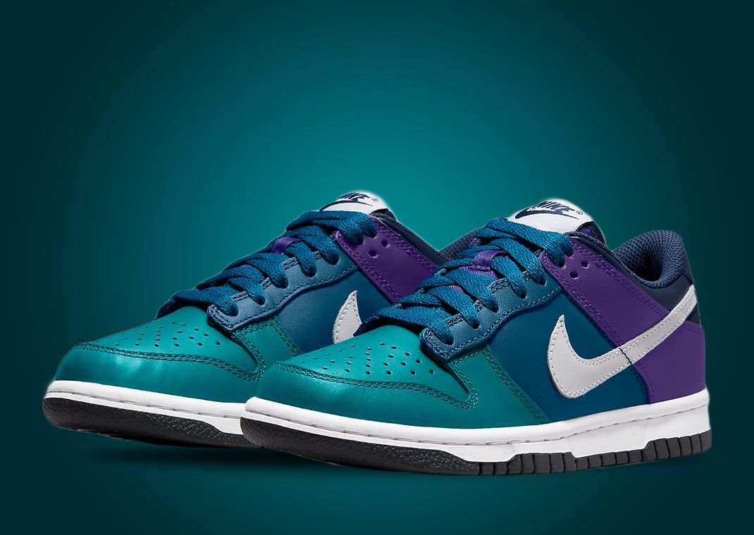 Nike Dunk Low "Bright Spruce Marina" (GS)