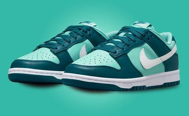 Official Look At The Nike Dunk Low Spruce Mint (W)