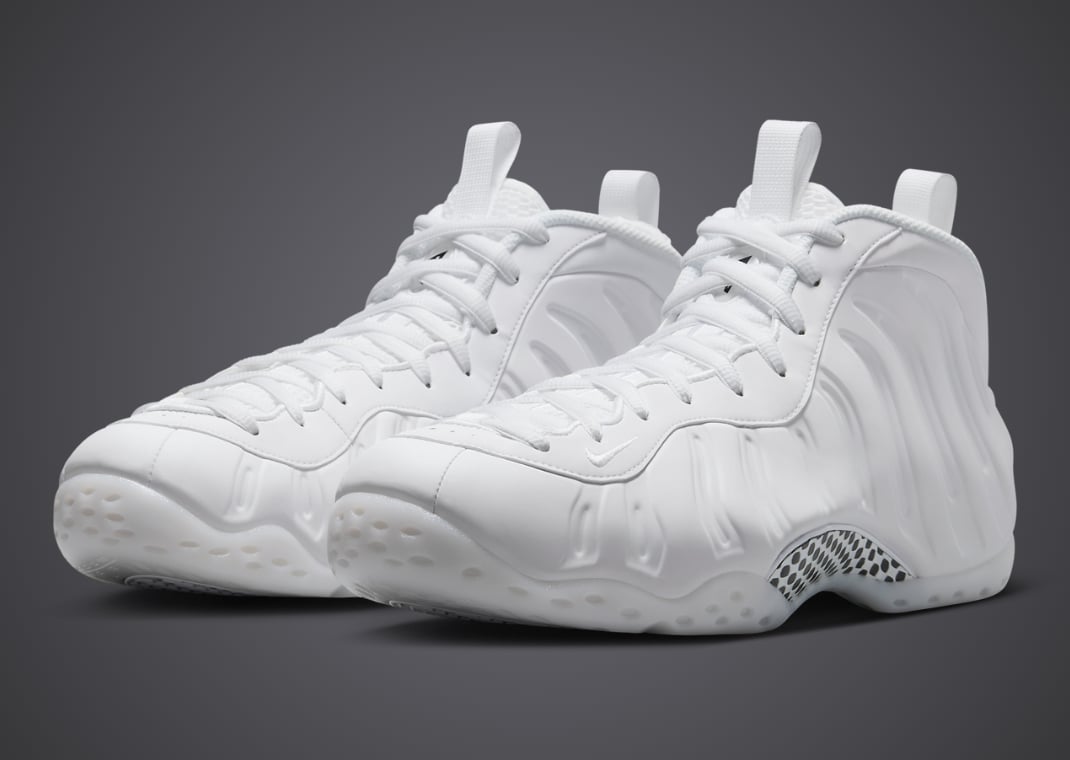 Nike Air Foamposite One Triple White