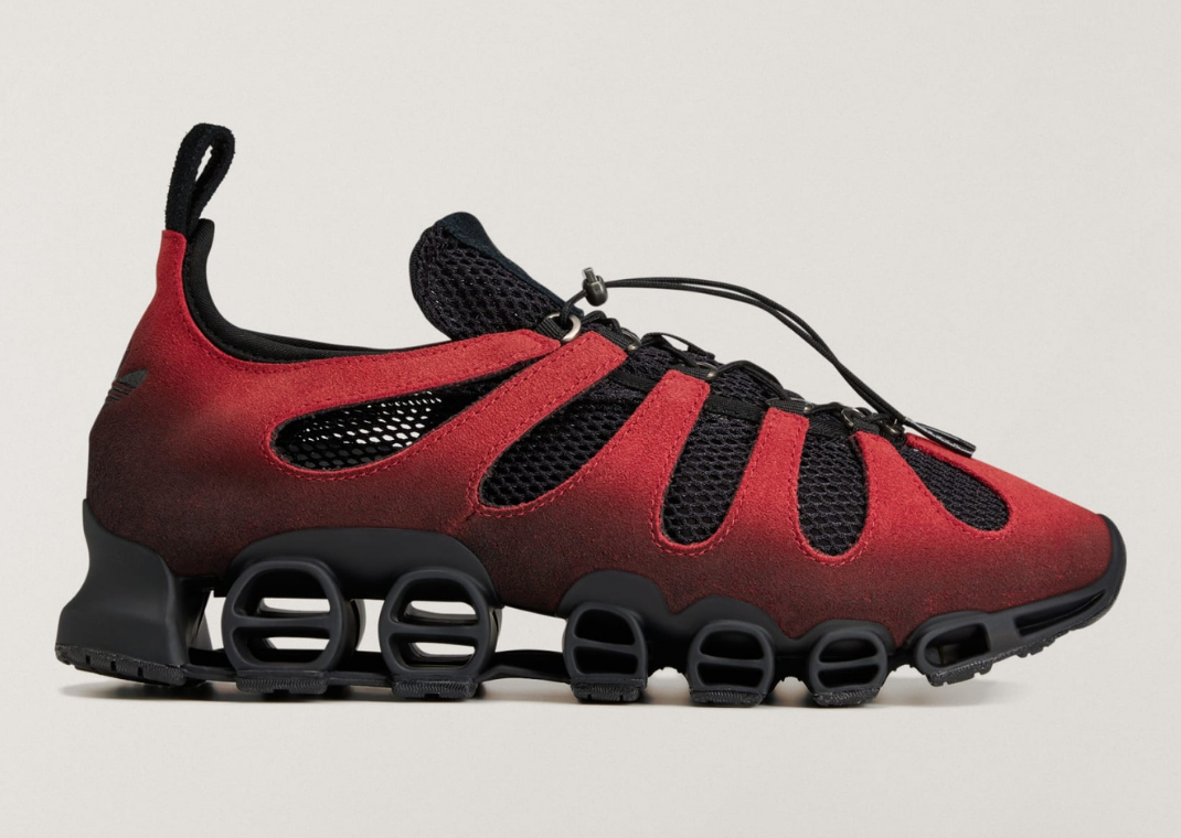 AVAVAV x adidas Megaride Red Black - Lateral