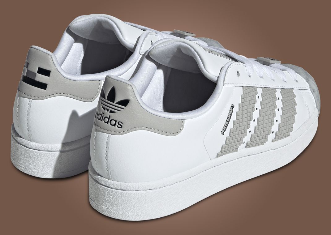 Minecraft x adidas Superstar Skeleton (GS) Heel Angle