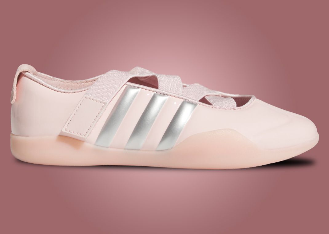 Caroline Hu x CLOT x adidas Taekwondo Pink (W) - Lateral