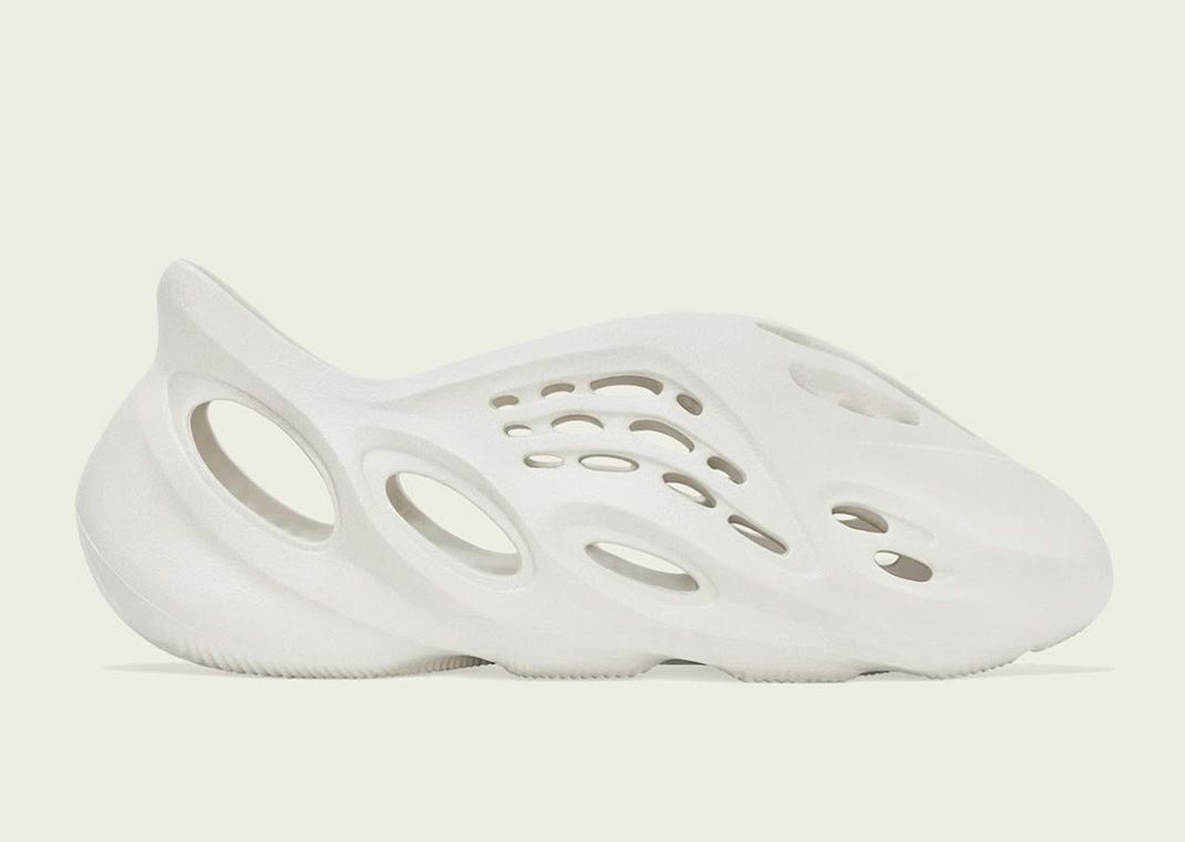 adidas YEEZY Foam Runner サンド ホワイト 27.5 adidas Is Bringing Back The Yeezy Foam Runner Sand