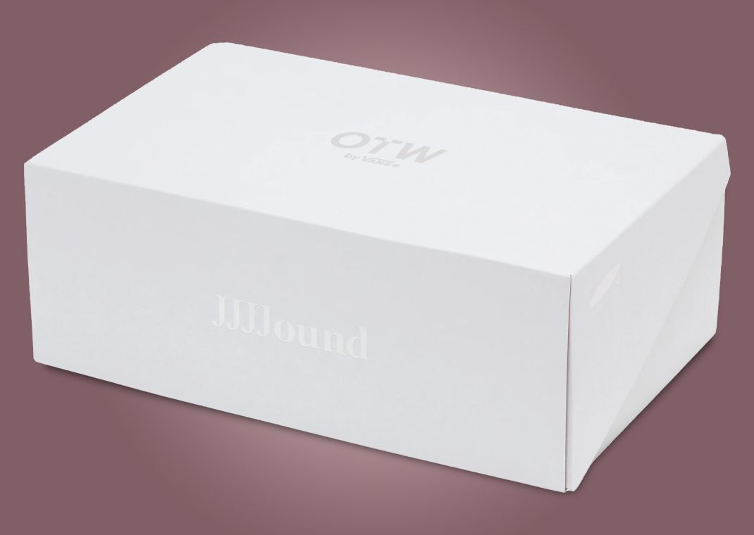 JJJJound x Vans Half-Cab Black White Packaging
