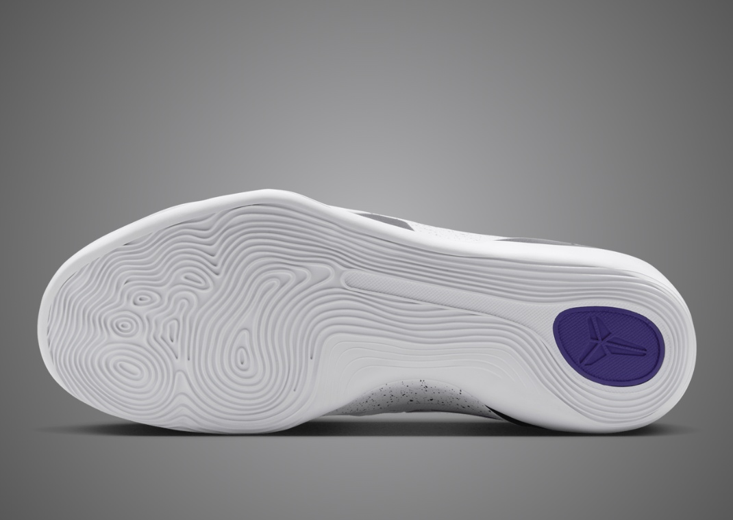 Nike Kobe 9 EM Low Protro Lakers Home Outsole