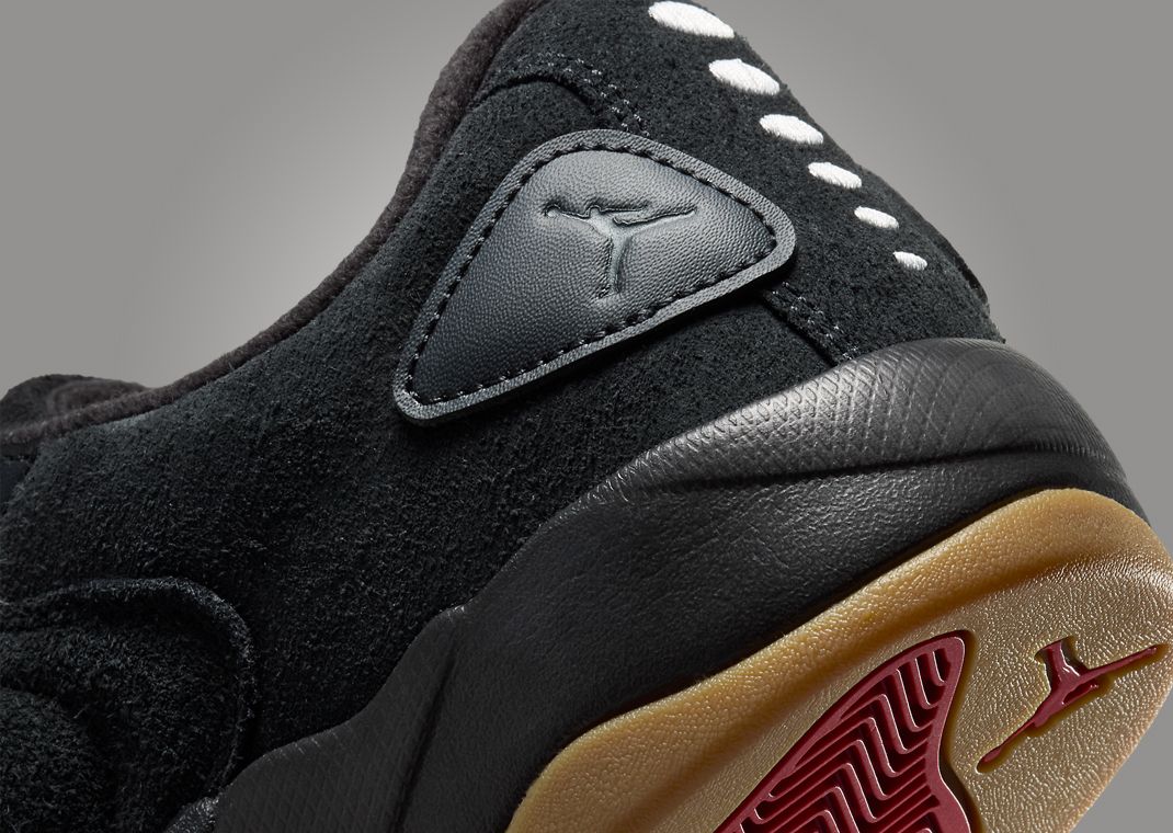 Jordan Session Black Gum Heel Detail