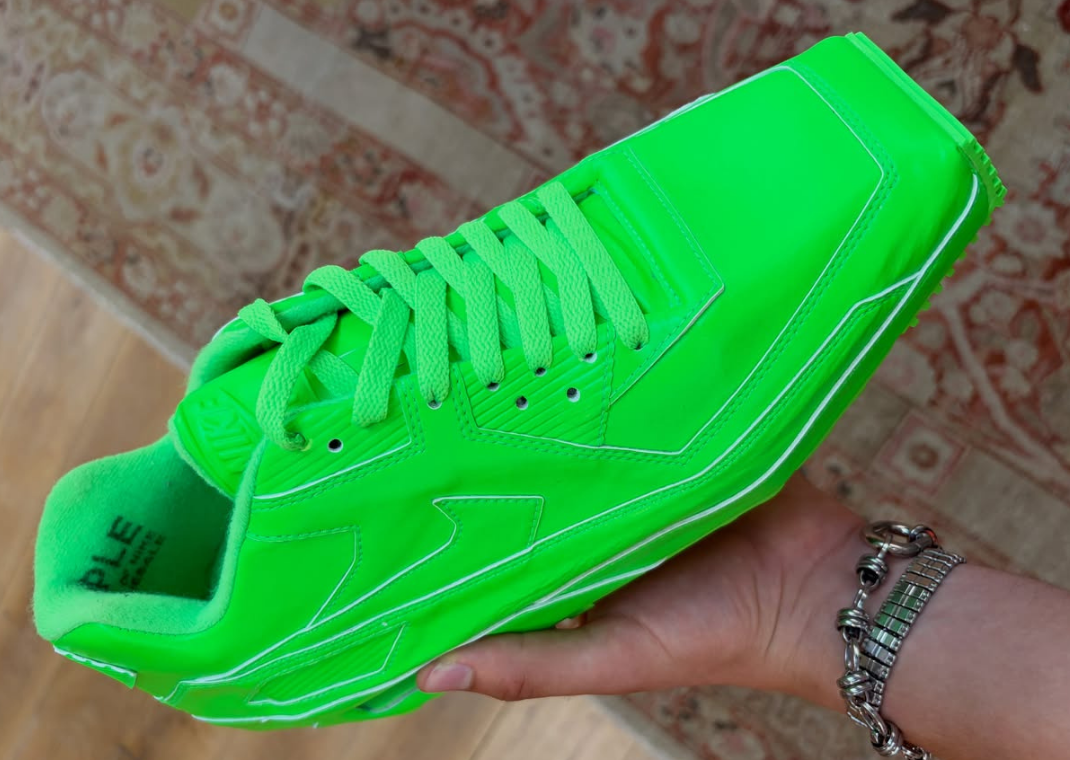 Nike Air Max 90 Square Toe