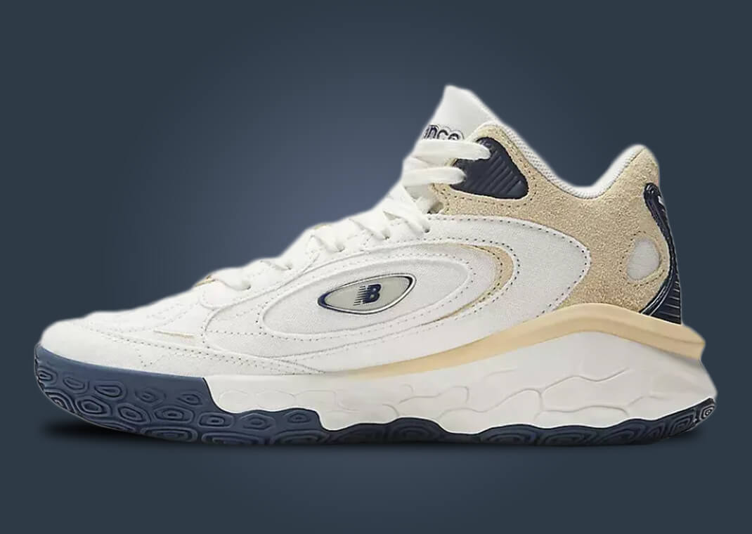 The New Balance Fresh Foam BB Vintage Sea Salt Forest Green