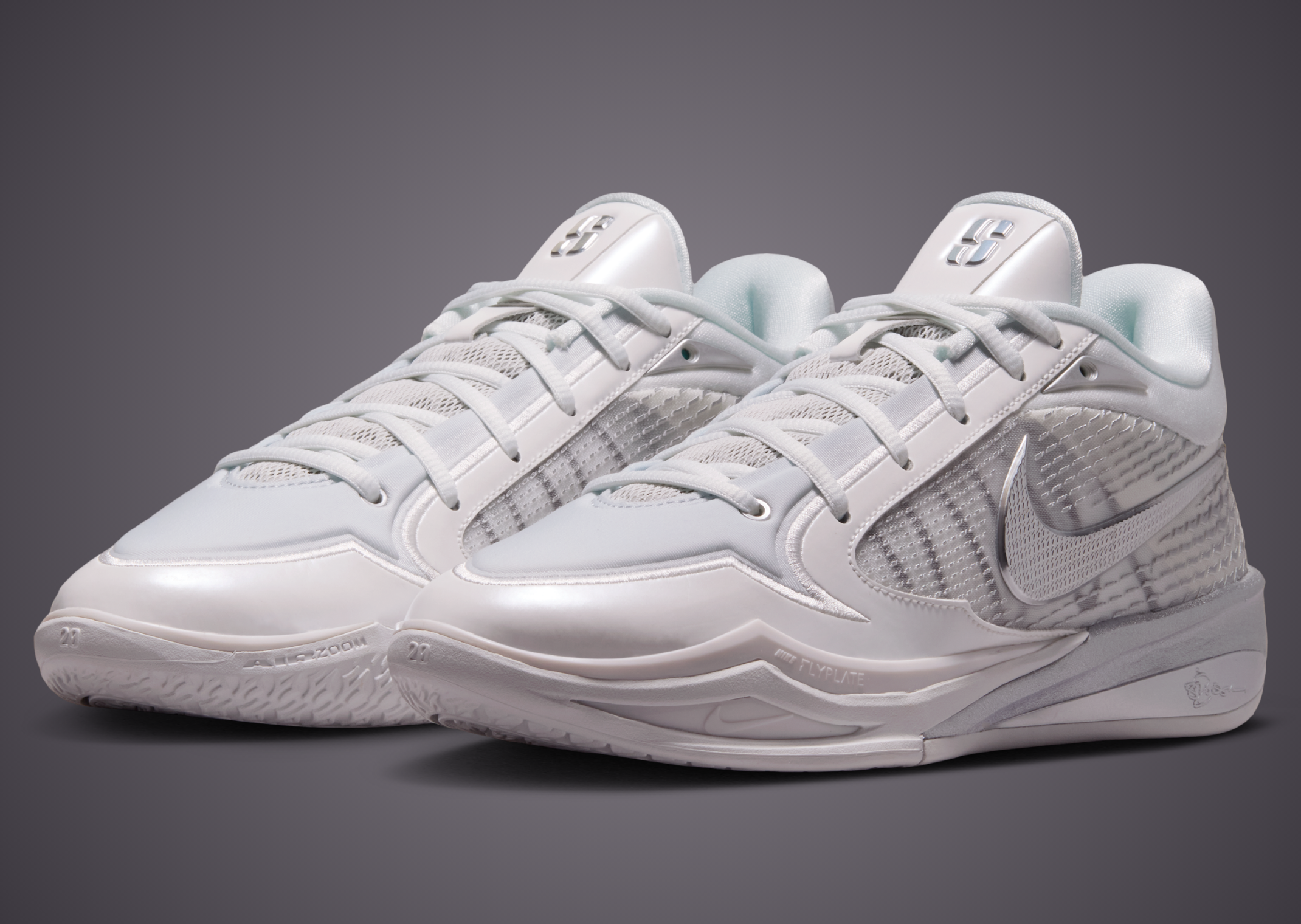 Sabrina　4枚セット　200×200mm アクリル画 The Nike Sabrina 4 is Crisp and Clean in Triple White